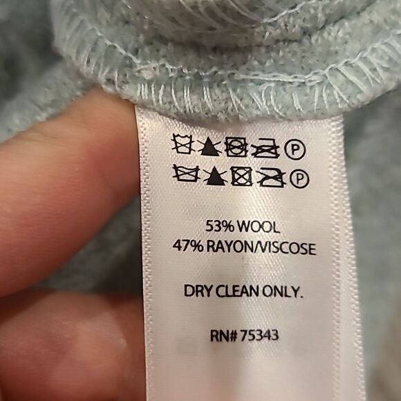 Tahari womens light blue thick long wool vest with button front size xl - Picture 4 of 5